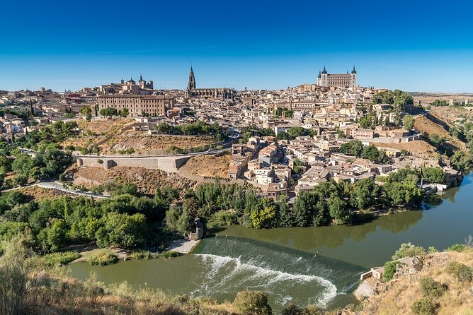 Segovia, Avila & Toledo: Small Group Guided Tour from Madrid - Ávila’s walls: what you’re learning from a guided walk