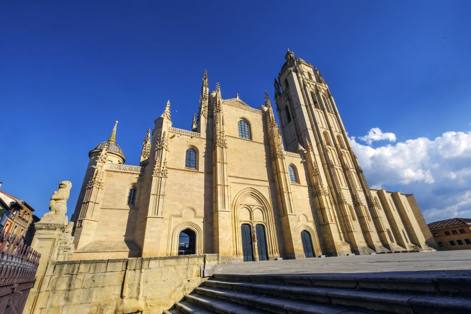 Segovia: Cathedral Tower Guided Tour - Price and Value: Is $8 for an Hour a Smart Buy?
