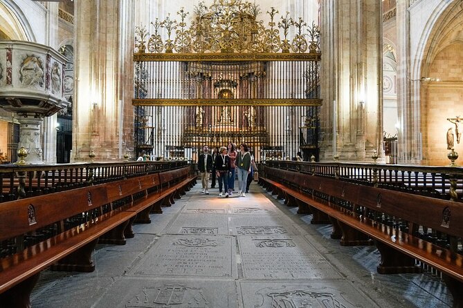 Segovia Tour with Cathedral and Alcazar from Madrid - Segovia On Foot: Aqueduct to Plaza Mayor (and Why That Route Works)
