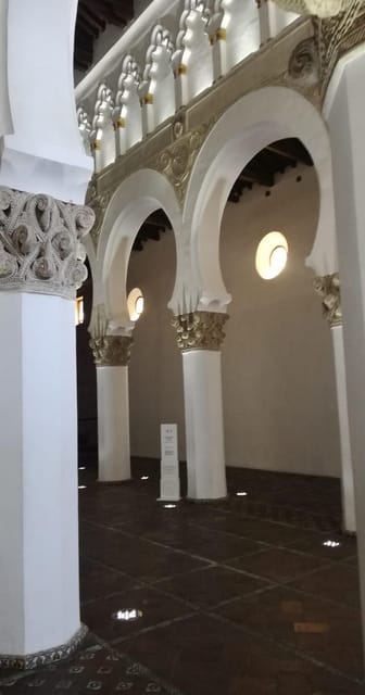 Toledo: Three Cultures Walking Tour in Spanish - Cristo de la Luz Mosque: the stop that turns architecture into a story