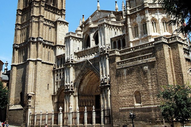 Toledo Tour with Tapas, Wine Tasting and Optional 3 Monuments - Toledo in One Day: What This Madrid Bus Trip Gets Right