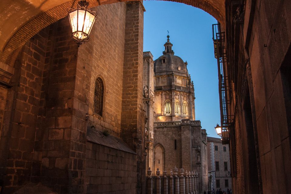 Toledo: Una Mágica noche Toledana - Knights, Love, and Honor: How the Tour Uses Emotion to Teach Place