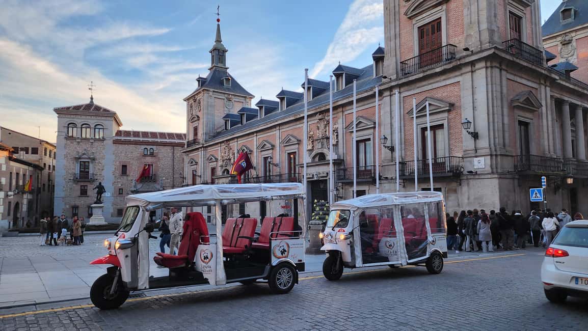 Tour Madrid: Secrets in a Electric Tuk Tuk - Royal Palace: Baroque drama plus the question of power