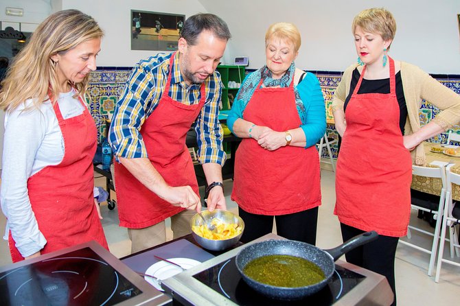Traditional Paella & Tortilla & Sangria - Paella and Spanish Tortilla: Hands-On Skill, Not Just a Recipe Copy